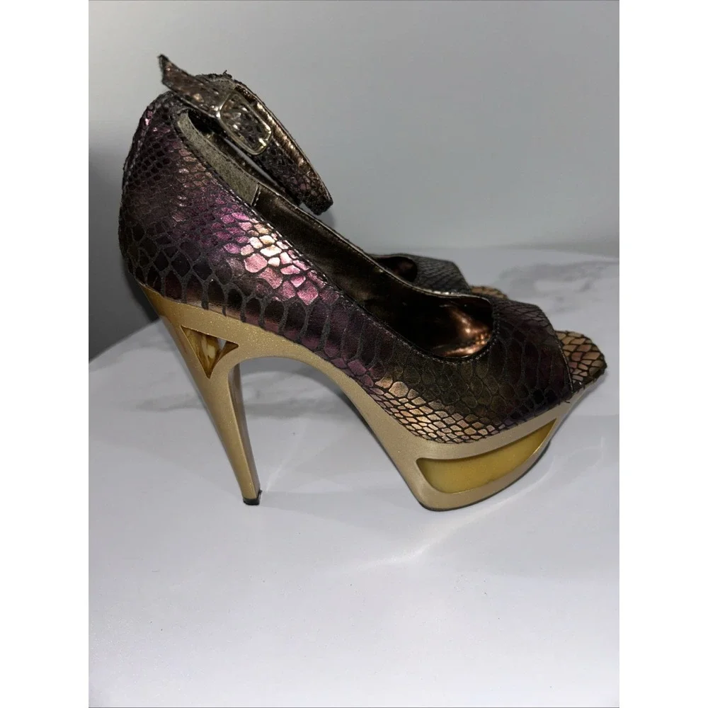 Tony‎ Bowls Platform Stiletto Heels Wild Rose Metallic Snakeskin Size 7
